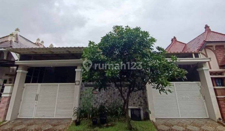 Rumah Luas Siap Huni Di Boulevard Araya Golf Malang 1