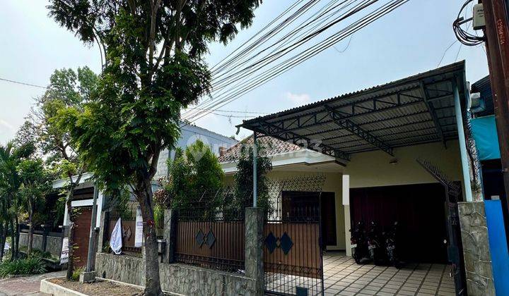 Rumah Mewah Strategis Nol Jalan Raya Tidar Malang Siap Huni 1