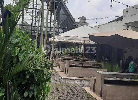 Business House Suitable for Cafe in Blimbing Malang Ready to Use 2