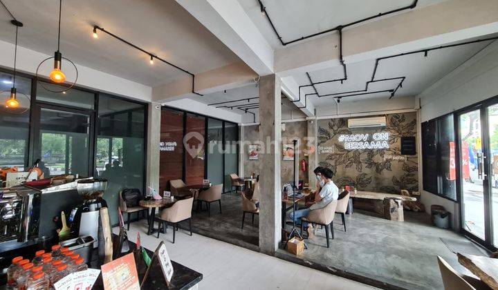 Cafe Dan Kantor di Mayjen Sungkono Deket Ciputra World Mall Surabaya 1