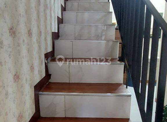 Rumah 2 Lantai Bagus di Lebak Jaya Kenjeran Surabaya