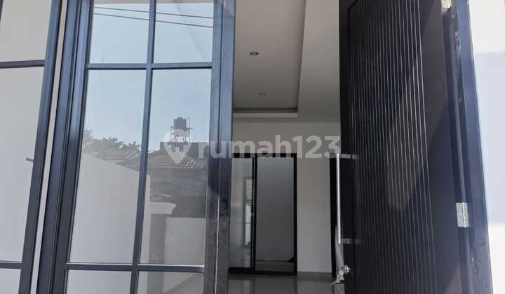 Rumah 2 Lantai Baru di Pantai Mentari, Surabaya Sam.a699 3