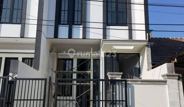 Rumah 2 Lantai Baru di Pantai Mentari, Surabaya Sam.a700 1