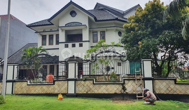 Rumah Raya Pakuwon Indah Surabaya Murah Sam.ya6354 Rumah Raya Pakuwon Indah Surabaya Murah Sam.ya6354