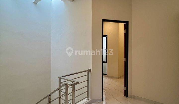 Rumah Sutorejo Prima Surabaya Murah SAM.YA4616 2