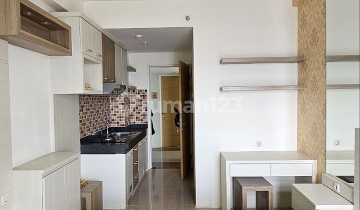 Bale Hinggil Surabaya Apartment Cheap Sam.ya6353 2