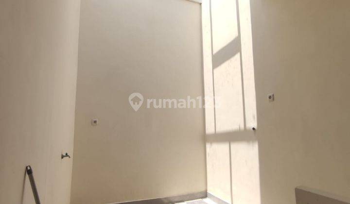 Rumah di Mulyosari Utara Siap Huni Baru Surabaya Murah Sam.a831 2