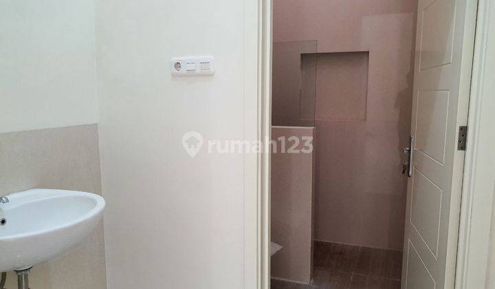 Rumah Pakuwon City Villa Riviera Surabaya Murah Sam.ya4286 2