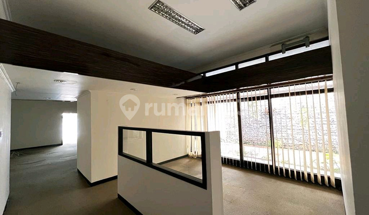 Bangunan Komersial Raya Sulawesi Siap Huni Lokasi Strategis Surabaya Murah SAM.YA5488 2