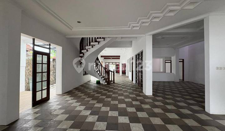 Ruang Usaha Raya Tidar Surabaya Murah Nat.a013 Ruang Usaha Raya Tidar Surabaya Murah Nat.a013