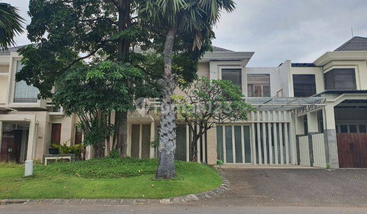 Rumah di Palm Beach Boulevard, Surabaya Sam.ya3470 1