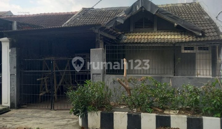 Rumah Raya Wiguna Surabaya Murah Nat.a015