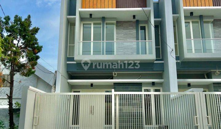 Rumah Di Manyar Kertoadi Baru Surabaya Murah Sam.a725 1