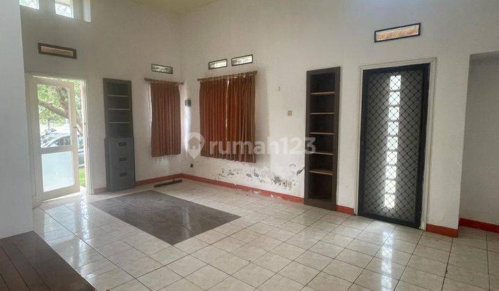 Rumah Nyaman Terawat Kota Baru Parahyangan 1