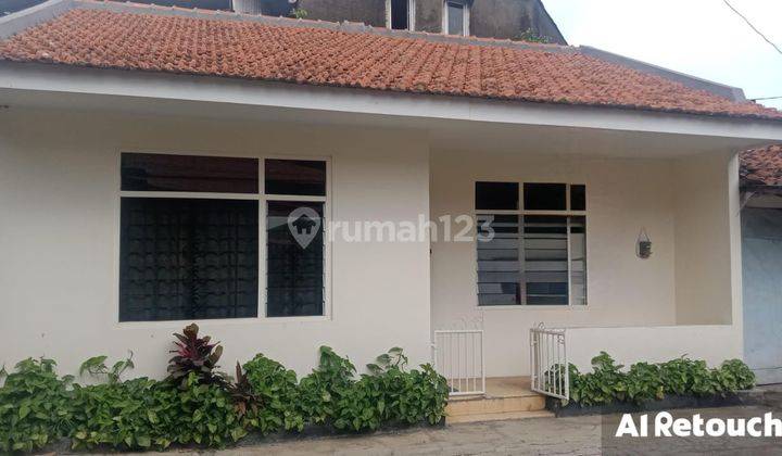 Disewakan Rumah Ditengah Kota Jalan Cibadak Akses 1mobil Ke Mainroad Jalur 2 Mobil Arah Kelenteng 1