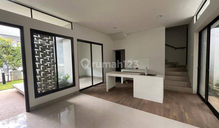 Dijual Rumah Di Summarecon Cluster Flora 2