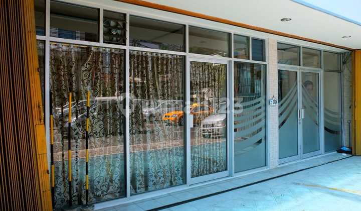 Jual Ruang Usaha Di Menteng
