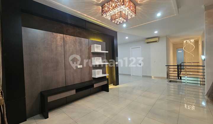 Sell Kelapa Gading Luxury House. Best Cluster. 381 meters. 2