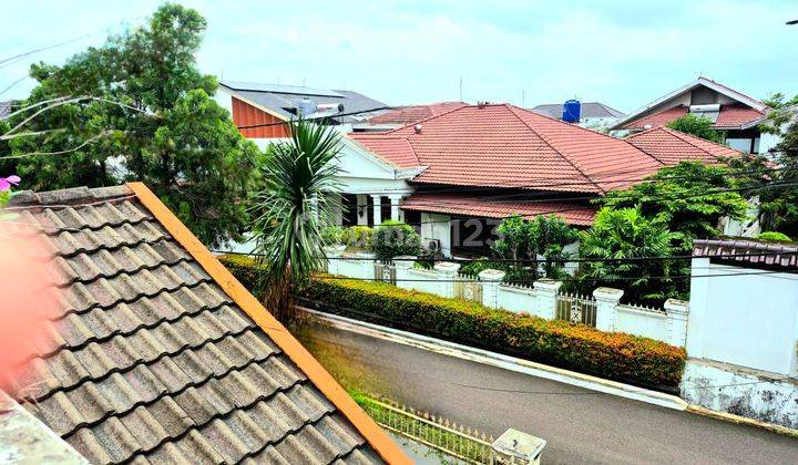 Rumah Bagus Dan Asri Di Kav Auri  2