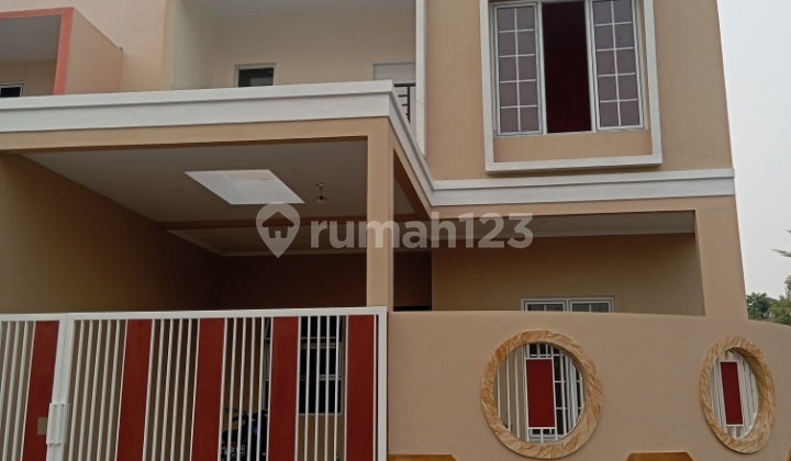 For Sale ******** Hook Building