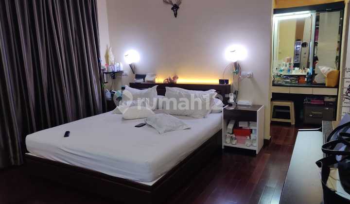 Dijual Rumah ******** Rapi Dijual Rumah ******** Rapi