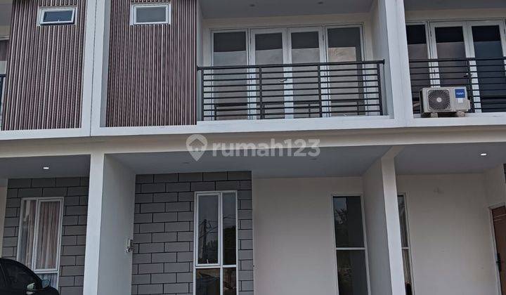 Rumah 2 Lantai Yang Cozy Di Cimanggis Harga 900 Jutaan 1