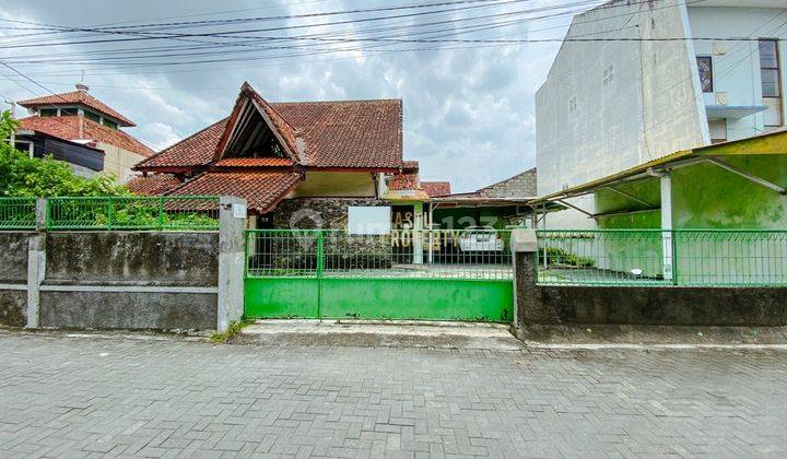 RUMAH TANAH LUAS DI TENGAH KOTA JOGJA DEKAT KE PASAR BERINGHARJO 1
