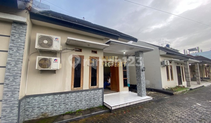 RUMAH SIAP HUNI TANAH LUAS DEKAT JALAN KALIURANG, NGAGLIK RUMAH SIAP HUNI TANAH LUAS DEKAT JALAN KALIURANG, NGAGLIK