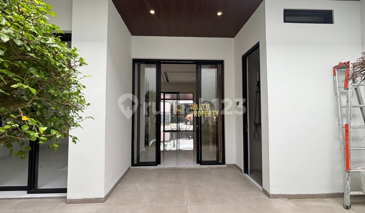 Rumah Mewah Private Pool Lokasi Premium Dekat Monjali 2