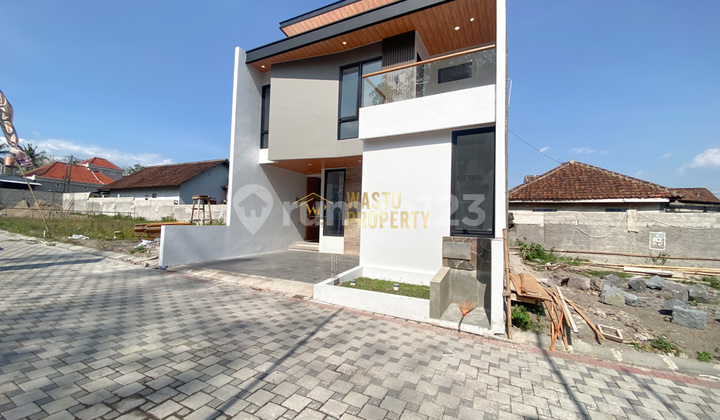 RUMAH 2 LANTAI ODERN STRATEGIS DI SUKOHARJO, NGAGLIK 2