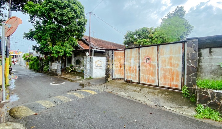 SPACIOUS LAND IN THE CENTER OF JOGJA CITY NEAR TEMPO GELATO