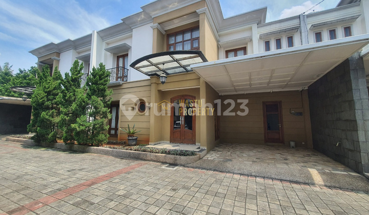 Rumah Mewah Siap Huni di Lenteng Agung, Jakarta Selatan Rumah Mewah Siap Huni di Lenteng Agung, Jakarta Selatan