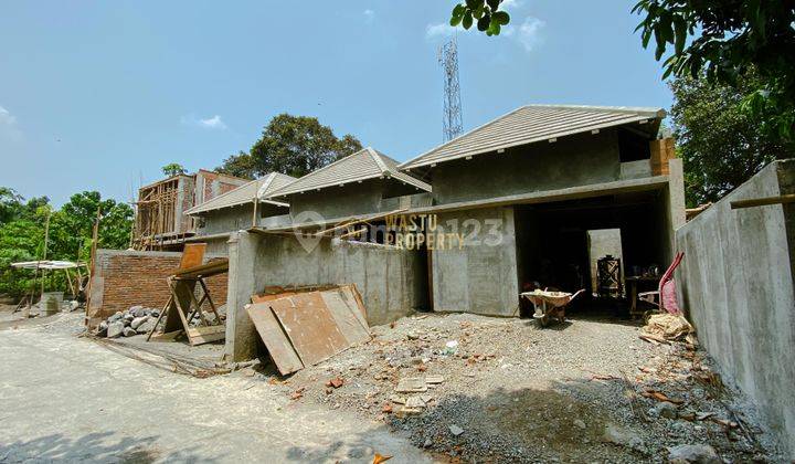 RUMAH MODERN, DEKAT KAMPUS UKRIM DI KALASAN, SLEMAN 2