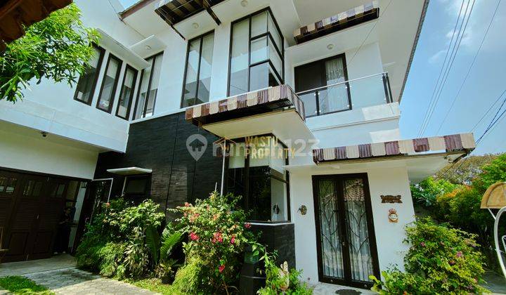 Rumah Mewah, Posisi Hook, 8 Menit Ke Malioboro Jogja