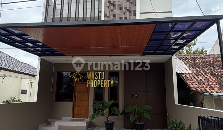 2-Story Ready-to-Occupy House in Condongcatur Near North Ring Road 2