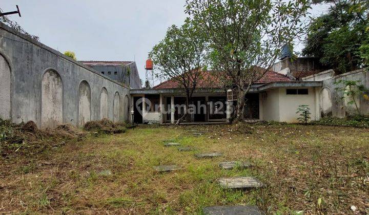 Rumah hitung tanah di kemang Utara bebas banjir  2