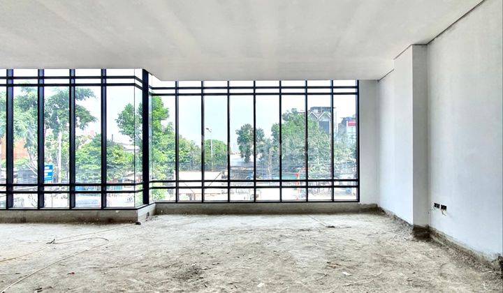 Office Building 5 lantai di pinggir jalan besar area cawang  5