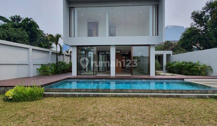 Modern Tropical House di jati padang bebas banjir