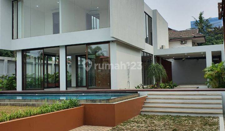 Modern Tropical House di jati padang bebas banjir