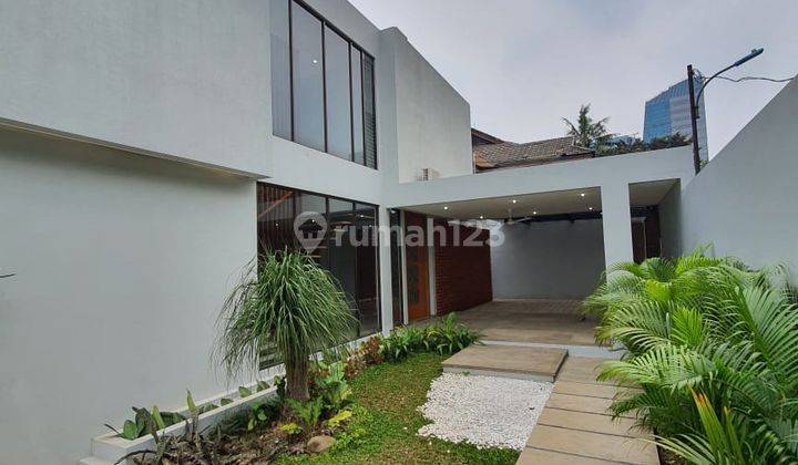 Modern Tropical House di jati padang bebas banjir