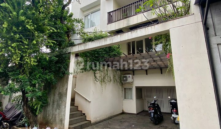 Beautiful and comfortable house at Bangka 9 compound 1