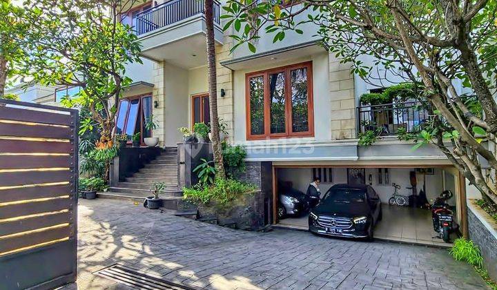 Luxurious House area menteng lingkungan elit tetangga menteri  2