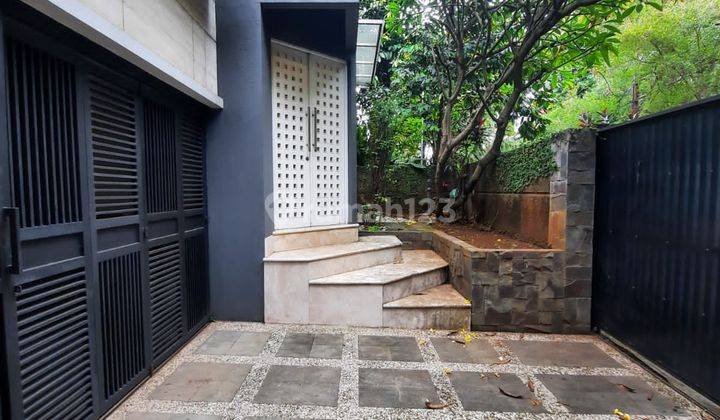 Rumah bagus siap huni private pool dalam townhouse di antasari 2