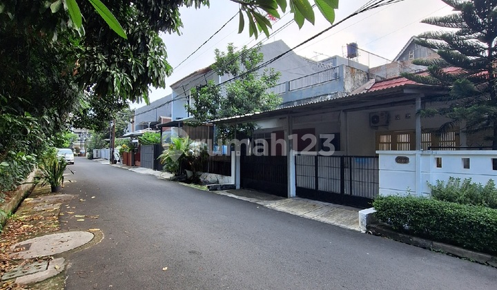 House Still Strong in Strategic MPR Cilandak Complex Area 2