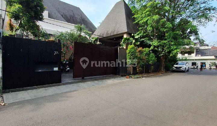 Rumah Mewah Modern Tropical Kemang Area Karya Arsitek Denny Gondo 1