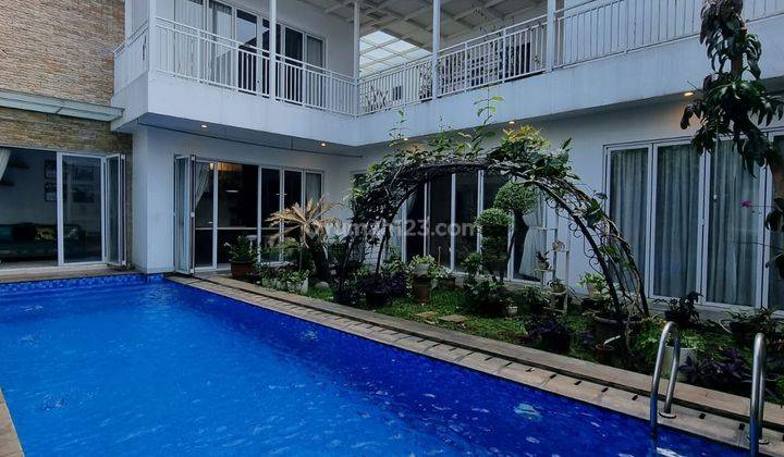 Rumah Mewah Private Pool Dalam Komplek Bali View Cirendeu  1