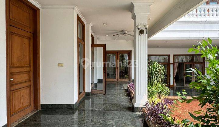 Rumah Mewah European Classic With Private Pool At Permata Hijau 2