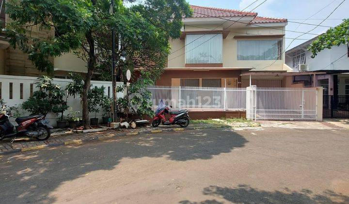 Rumah Bagus Modern Siap Huni Dalam Komplek di Bintaro Sektor V  1