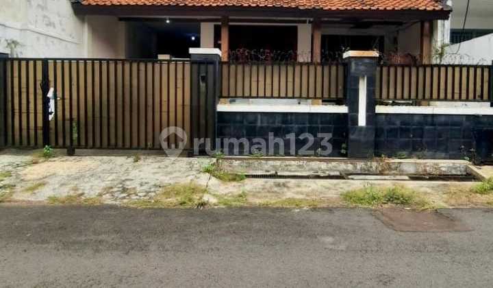 Rumah Hitung Tanah Dalam Komplek di Belakang Citos Bebas Banjir