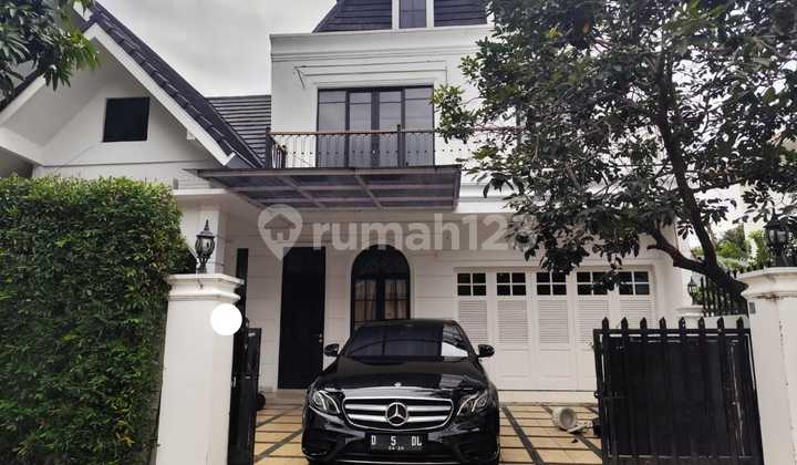 Modern Classic House Siap Huni di Cilandak Barat Lokasi Bagus